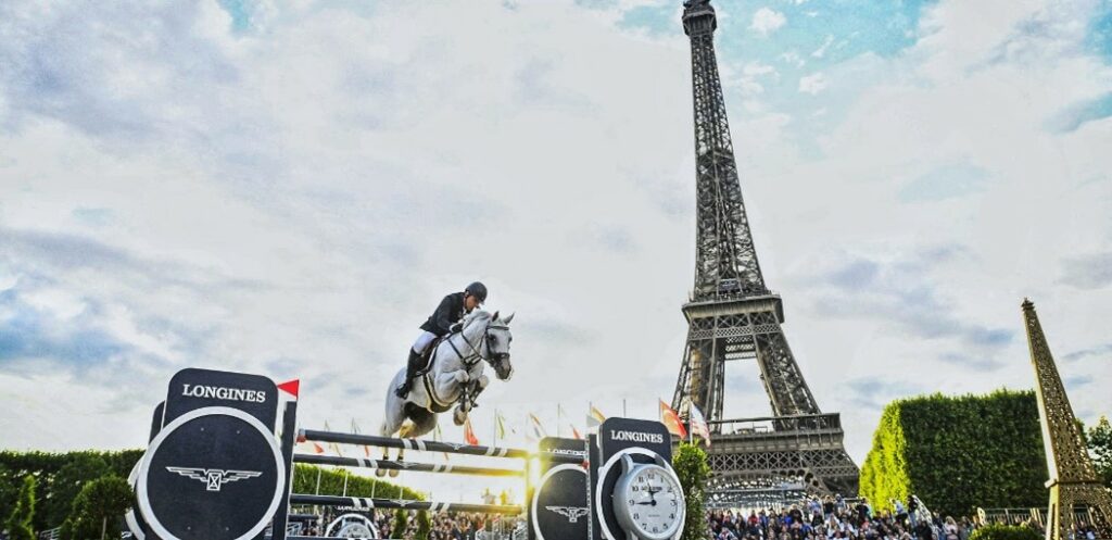 Jumping Paris